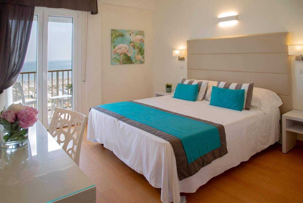 Hotel Mon Cheri Riccione Luaran gambar