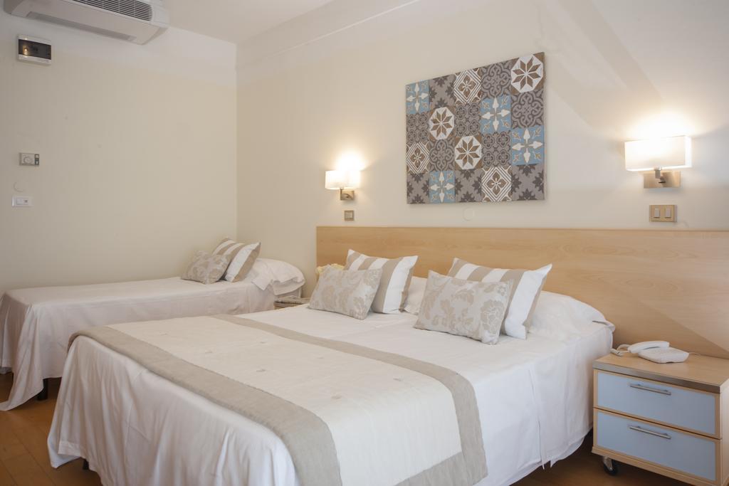 Hotel Mon Cheri Riccione Luaran gambar
