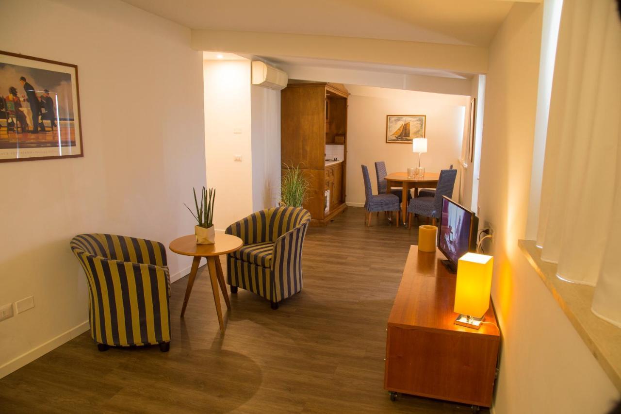 Hotel Mon Cheri Riccione Luaran gambar