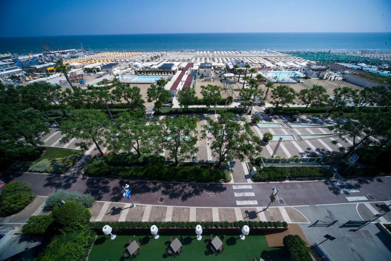 Hotel Mon Cheri Riccione Luaran gambar